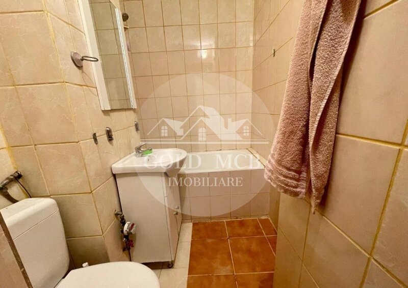 De vanzare apartament 2 camere, zona Lujerului. SUPER OFERTA